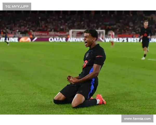 巴萨新赛季阵容揭晓 年轻球员崭露头角助力球队新篇章 巴萨新赛季阵容揭晓 年轻球员崭露头角助力球队新篇章